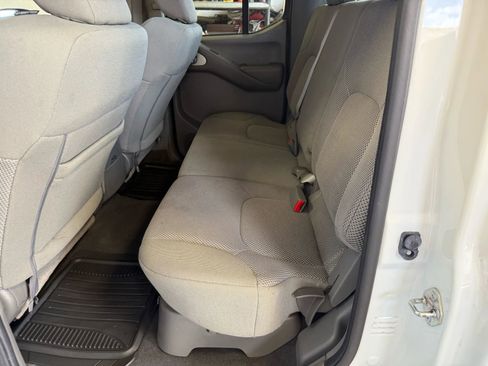 Used 2019 Nissan Frontier SV w/ Value Truck Package image 23