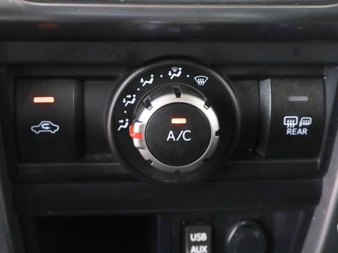 Used 2019 Toyota 4Runner SR5 AWD/4WD image 35