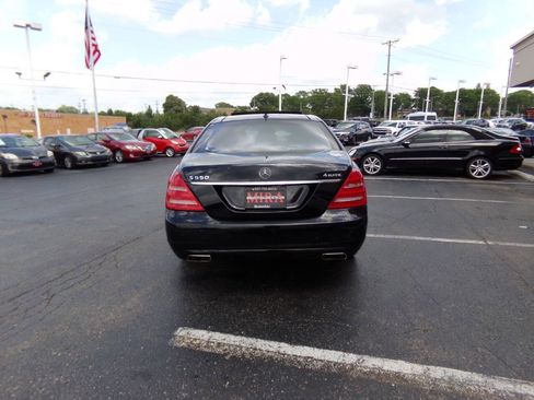 Used 2013 Mercedes-Benz S 550 4MATIC image 8