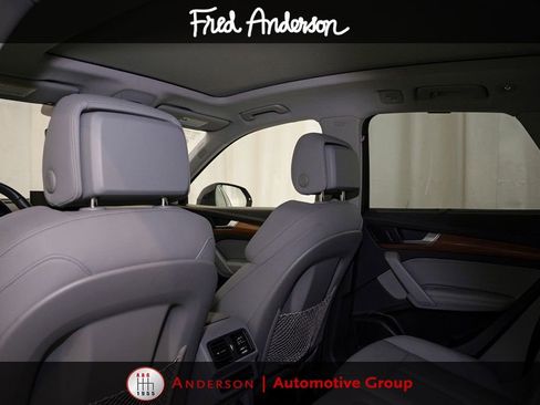 Used 2021 Audi Q5 Prestige w/ Prestige Package AWD/4WD image 11