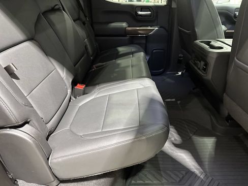 Used 2021 Chevrolet Silverado 1500 LT Trail Boss w/ Convenience Package II AWD/4WD image 19