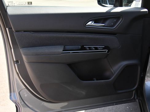 Used 2024 Honda Prologue EX image 14
