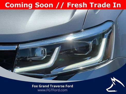 Used 2023 Volkswagen Taos SEL AWD/4WD image 35
