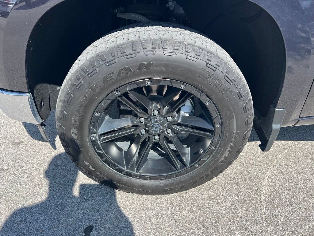 Used 2024 Chevrolet Silverado 1500 LTZ AWD/4WD image 13
