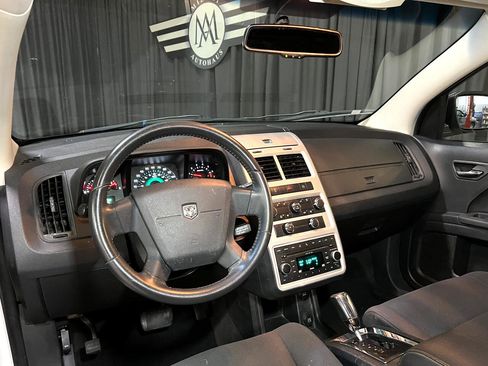 Used 2010 Dodge Journey SXT w/ Flexible Seating Group image 4