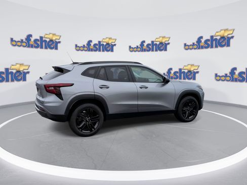 Certified 2025 Chevrolet Trax ACTIV w/ Driver Confidence Package image 8