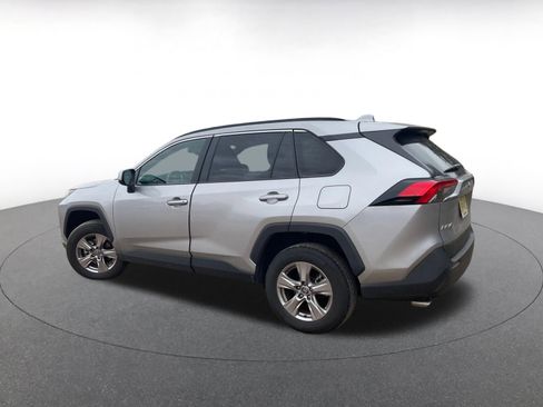 Used 2025 Toyota RAV4 XLE image 10