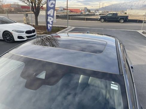 Used 2021 MAZDA MAZDA3 AWD 2.5 Turbo Hatchback image 12