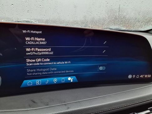 Used 2025 Cadillac XT4 Premium Luxury image 55