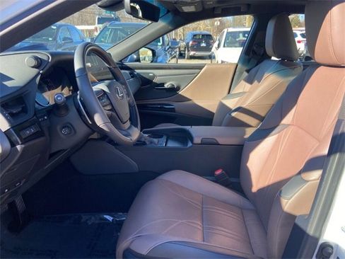 Certified 2024 Lexus ES 350 Ultra Luxury image 23