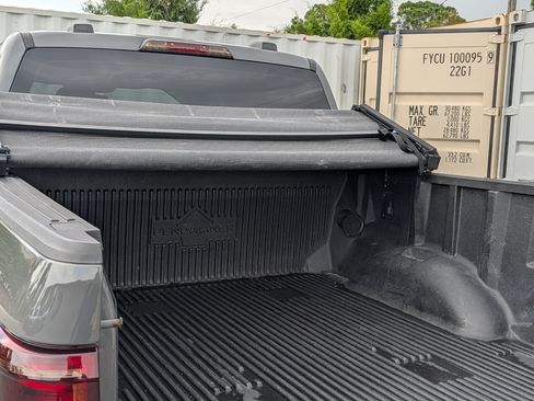 Certified 2021 Ford F150 XLT w/ Equipment Group 302A High RWD image 18