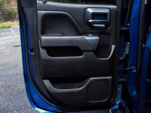 Used 2018 Chevrolet Silverado 1500 LT w/ All Star Edition image 13