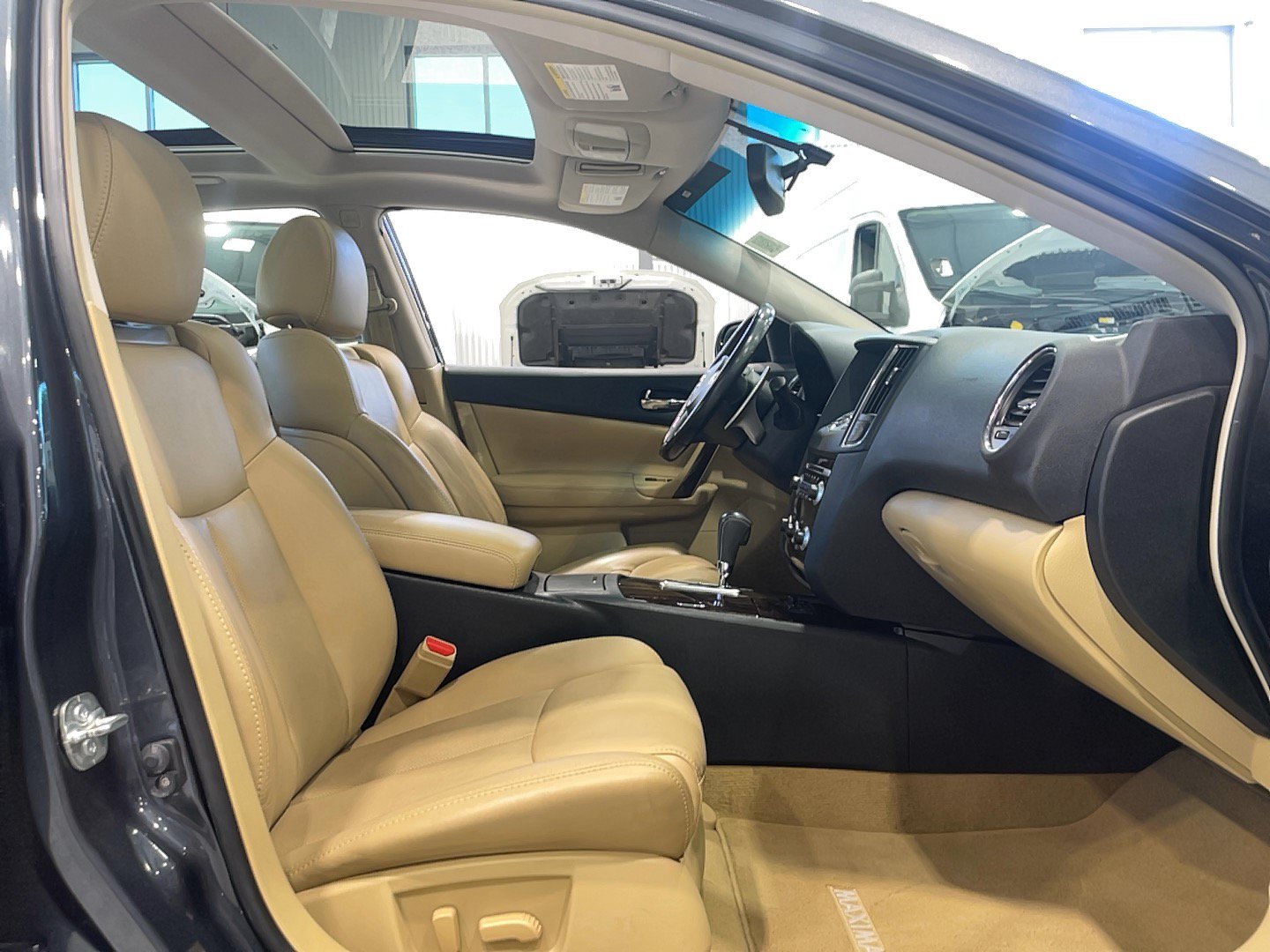 Used 2011 Nissan Maxima 3.5 SV w/ Premium Pkg FWD image 7