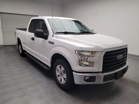Used 2015 Ford F150 XLT w/ Equipment Group 301A Mid RWD image 13
