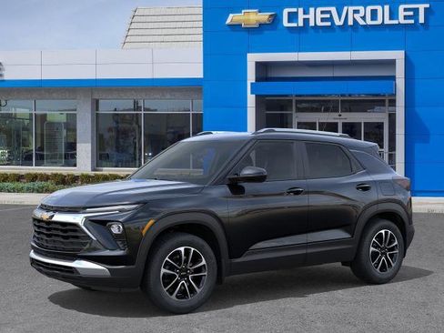 New 2026 Chevrolet TrailBlazer LT FWD image 2