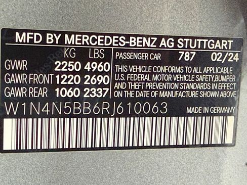 Certified 2024 Mercedes-Benz GLA 35 AMG 4MATIC image 23