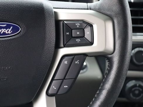 Used 2020 Ford F150 Lariat w/ Equipment Group 502A Luxury AWD/4WD image 20