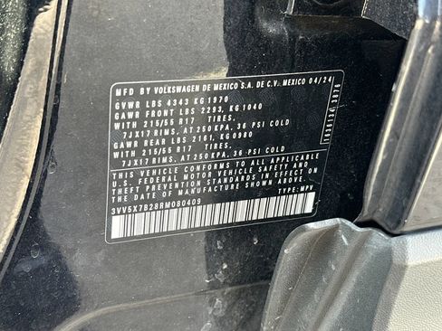 Used 2024 Volkswagen Taos S FWD image 29
