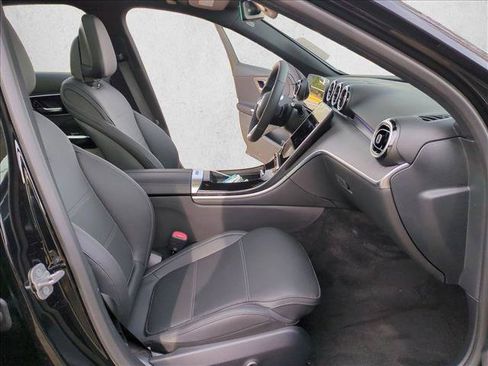 Certified 2026 Mercedes-Benz C 300 Sedan image 18