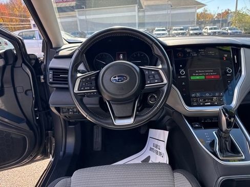 Used 2023 Subaru Outback Premium image 16