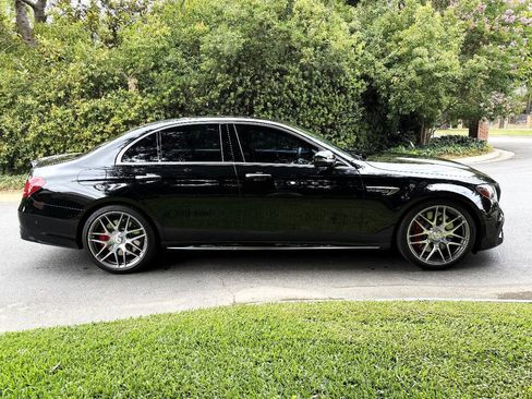 Used 2018 Mercedes-Benz E 63 AMG S image 8