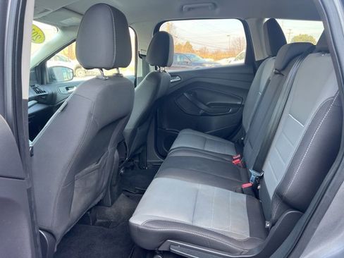 Used 2014 Ford Escape SE image 16