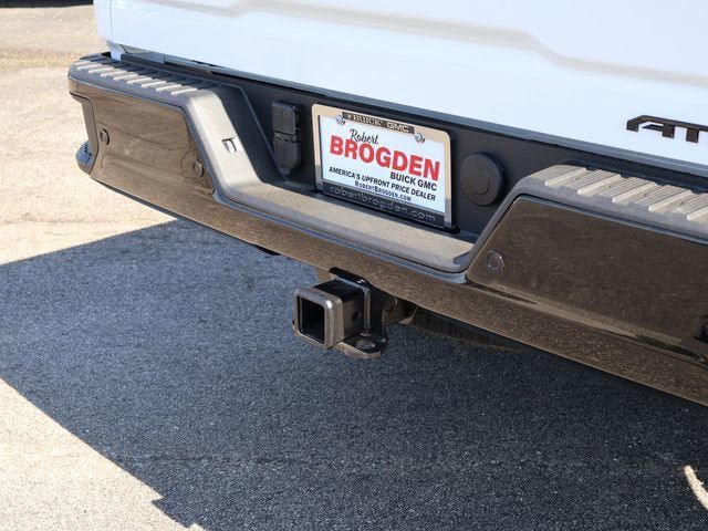 New 2026 GMC Sierra 2500 AT4X w/ LPO, Black Badging Package AWD/4WD image 8