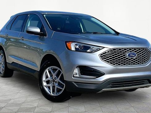 Certified 2024 Ford Edge SEL w/ Convenience Package AWD/4WD image 12