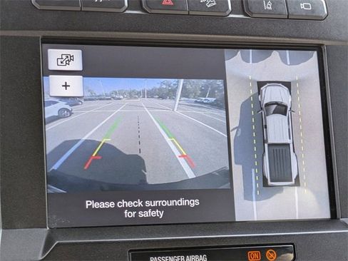 Certified 2018 Ford F450 Platinum w/ Platinum Ultimate Package image 21