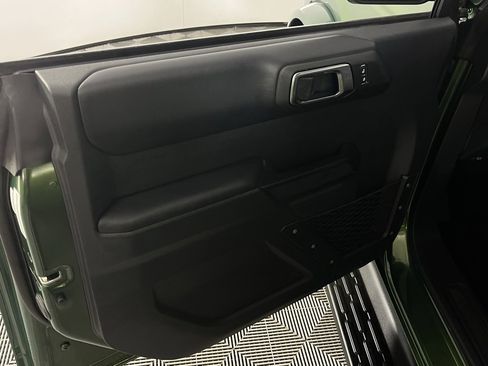 Used 2025 Ford Bronco Outer Banks image 27