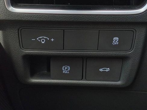 Used 2025 Hyundai Sonata SEL FWD image 13