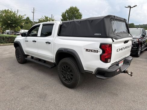 Used 2026 Chevrolet Colorado Trail Boss AWD/4WD image 2