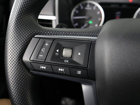 New 2025 Mitsubishi Outlander ES image 39