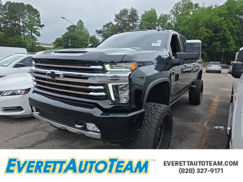 Used 2022 Chevrolet Silverado 2500 High Country w/ LPO, Hitch Package AWD/4WD image 1