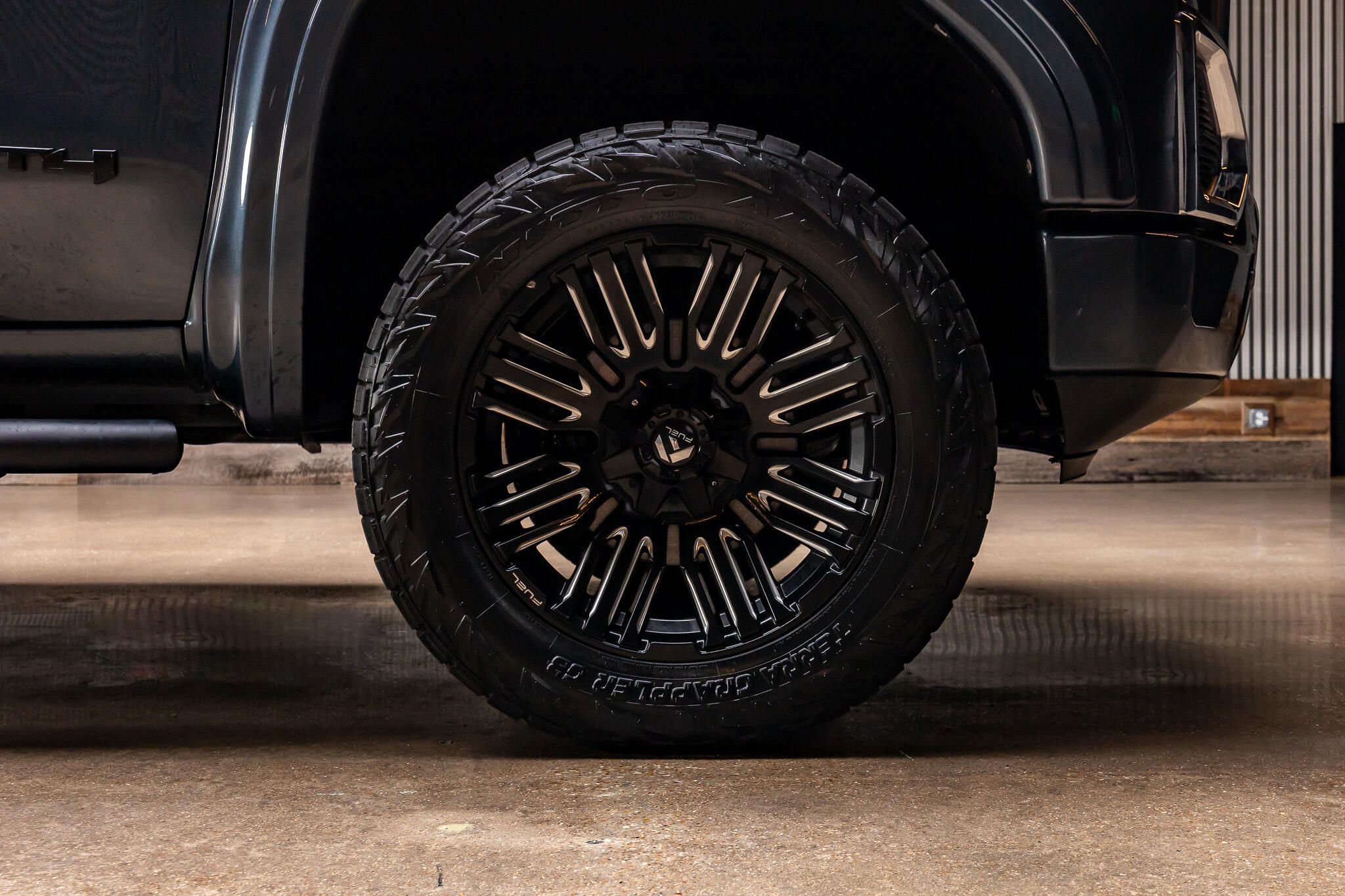 Used 2020 GMC Sierra 1500 AT4 w/ AT4 Premium Package AWD/4WD image 11