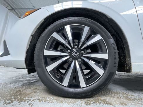 Used 2024 Honda Civic EX-L image 14