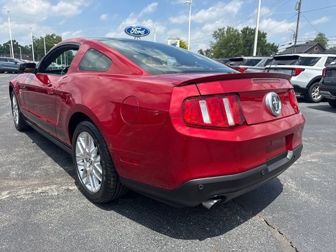 Used 2012 Ford Mustang Premium RWD image 9