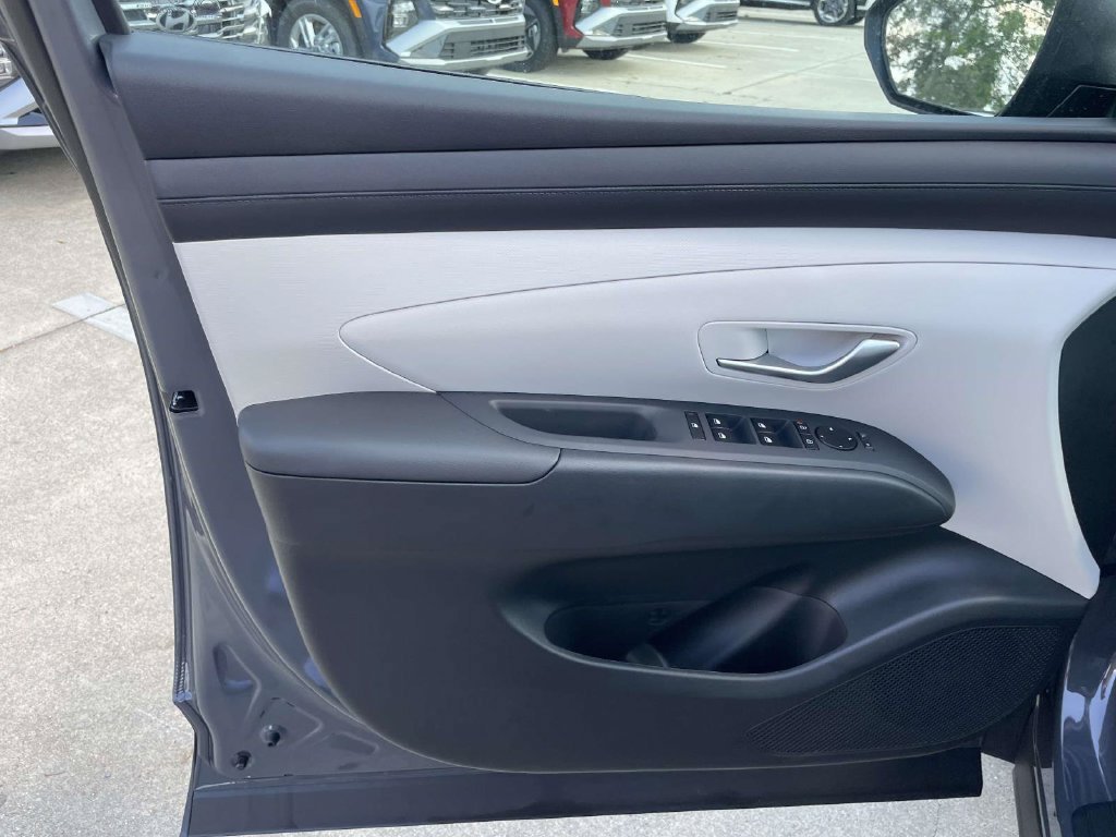 New 2026 Hyundai Tucson SE FWD image 12