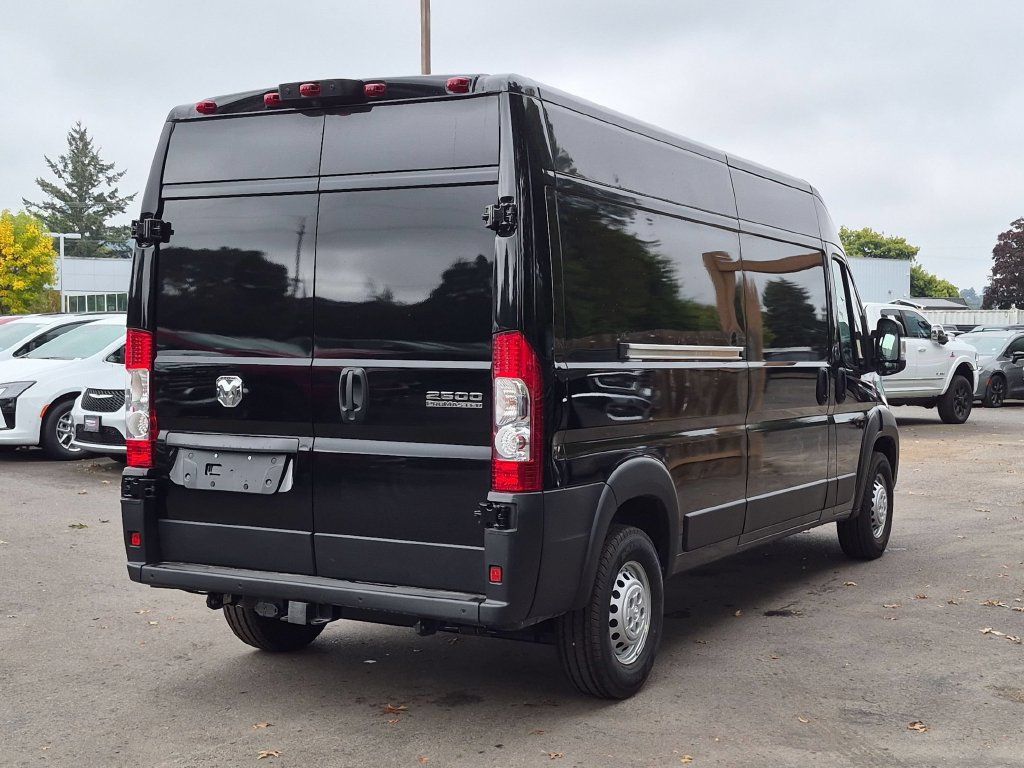 New 2027 RAM ProMaster 2500 w/ Convenience Group FWD image 7