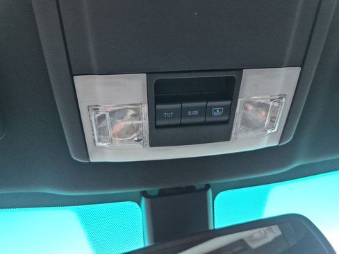 Used 2017 Ford Explorer Limited w/ Equipment Group 301A FWD image 39