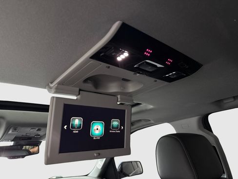 Used 2018 GMC Yukon Denali w/ Denali Ultimate Package RWD image 38