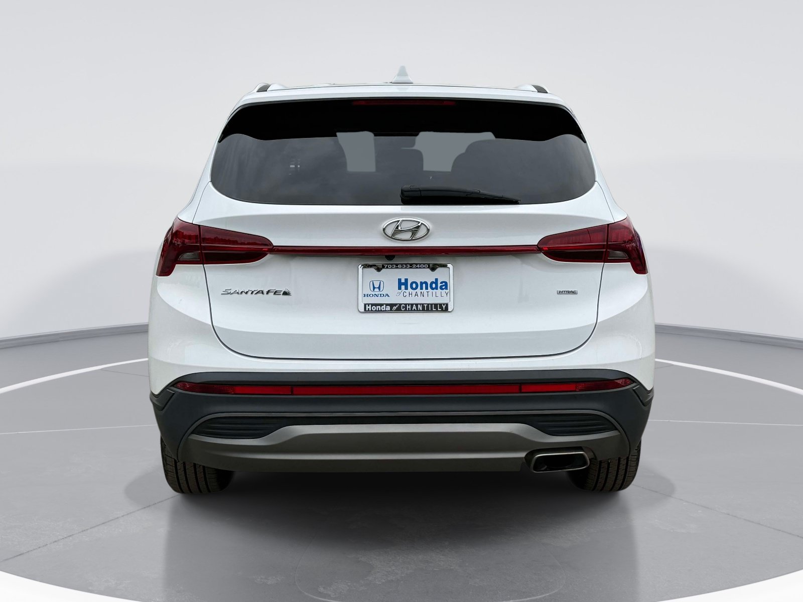 Used 2023 Hyundai Santa Fe SE AWD/4WD image 3