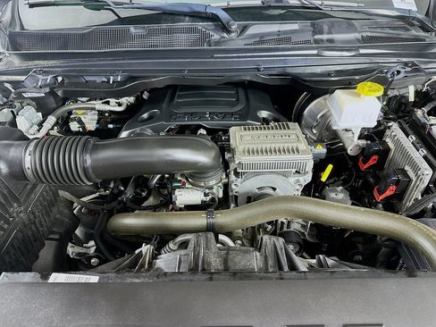 Used 2022 RAM 1500 Big Horn AWD/4WD image 36