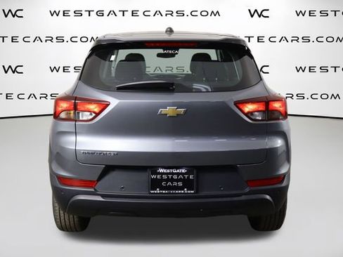 Used 2021 Chevrolet TrailBlazer LS FWD image 30