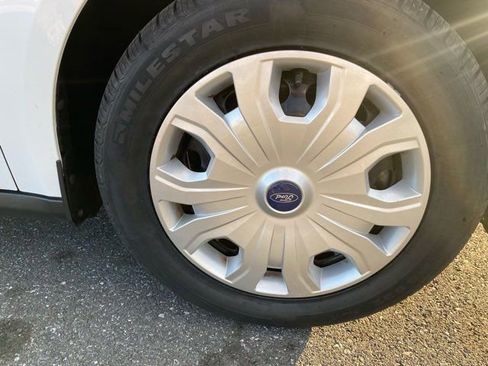 Used 2020 Ford Transit Connect XL image 25