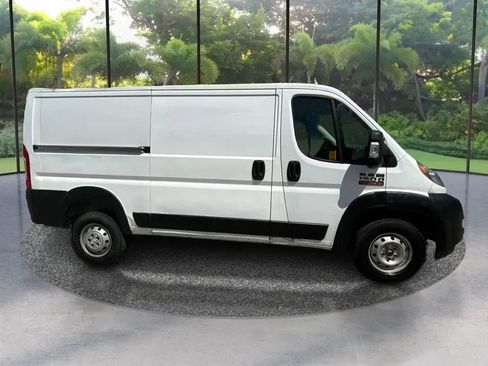 Used 2017 RAM ProMaster 1500 FWD image 4