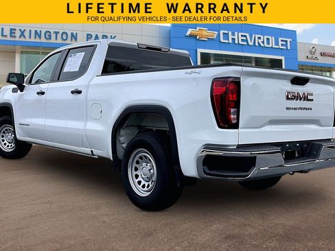 Used 2024 GMC Sierra 1500 Pro w/ Convenience Package AWD/4WD image 3