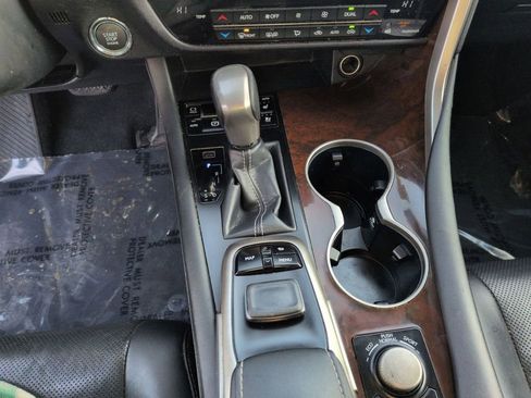 Used 2019 Lexus RX 350 AWD w/ Navigation Package image 23