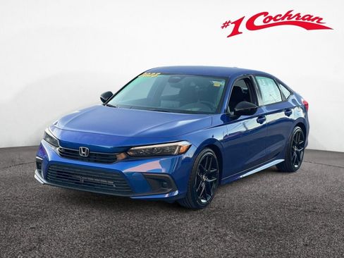 Used 2023 Honda Civic Sport image 3