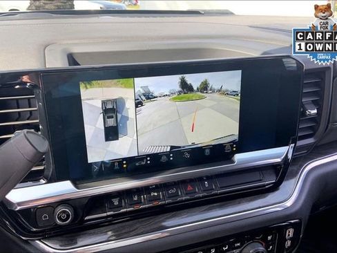 Used 2024 Chevrolet Silverado 2500 LTZ w/ LTZ Convenience Package image 21